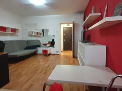 Berceni, Turnu Magurele, Grand Arena, loc parcare